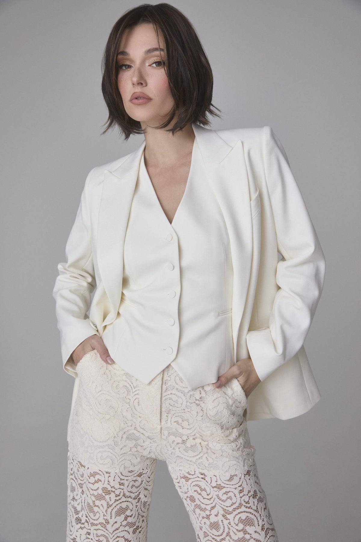 Rene of Paris Mira Medical Heat-Friendly Wig